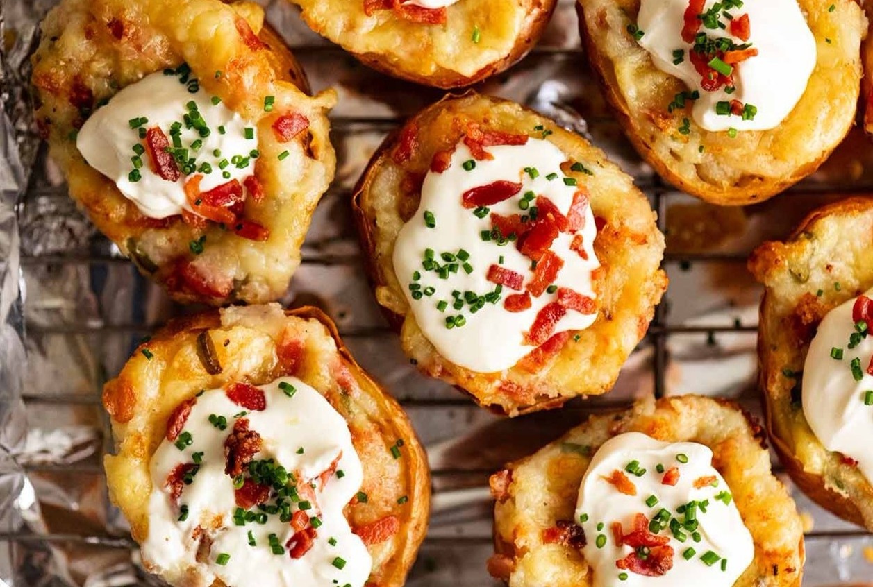 Lam khoai tay nhoi thit xong khoi don gian tai nha hinh anh