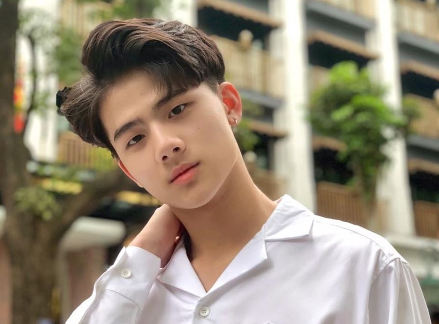 Nam sinh noi tieng tren mang sau khi biet diem thi tot nghiep THPT hinh anh