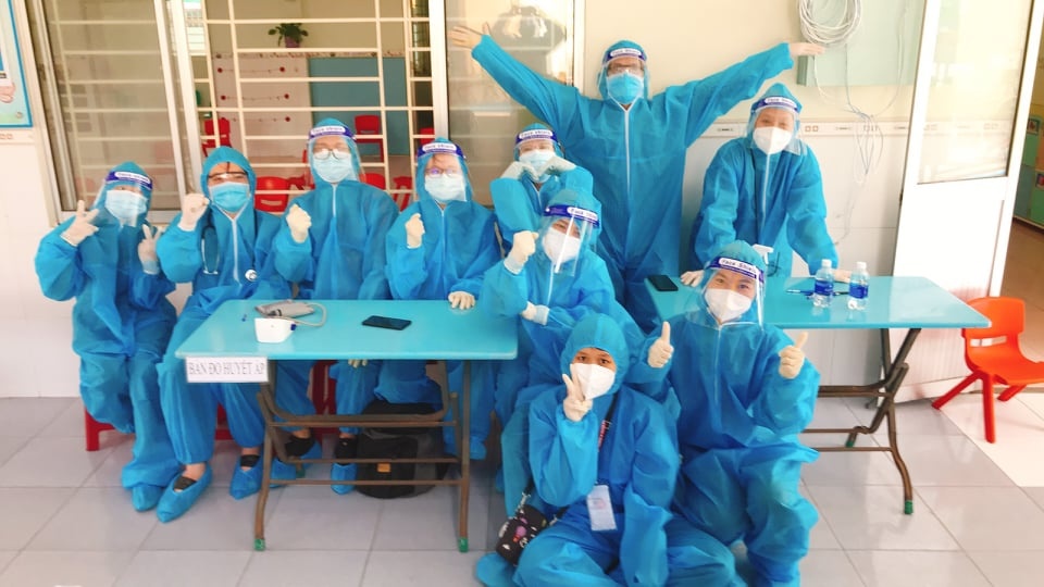 ba thang tinh nguyen chong dich,  nu sinh Tien Giang,  sinh vien tinh nguyen chong dich anh 2