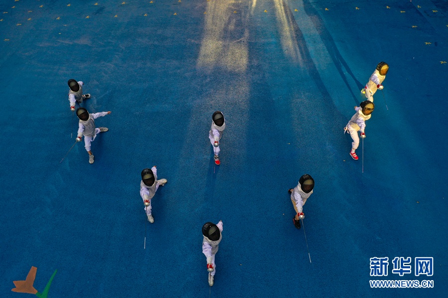 Tre em Trung Quoc hoc dau kiem anh 3