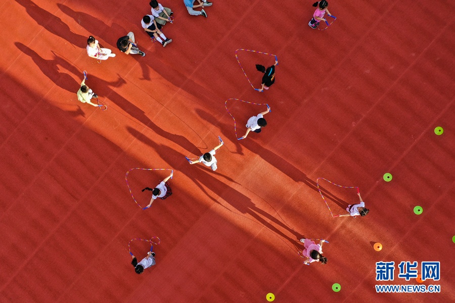 Tre em Trung Quoc hoc dau kiem anh 7