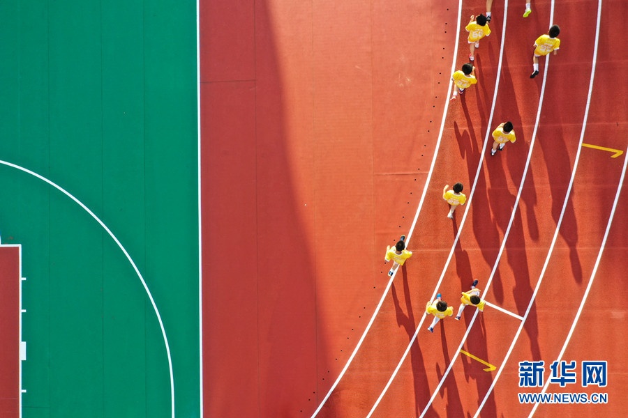 Tre em Trung Quoc hoc dau kiem anh 6