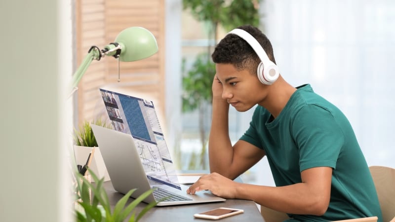 bai hoc cho giao vien sau dai dich anh 4