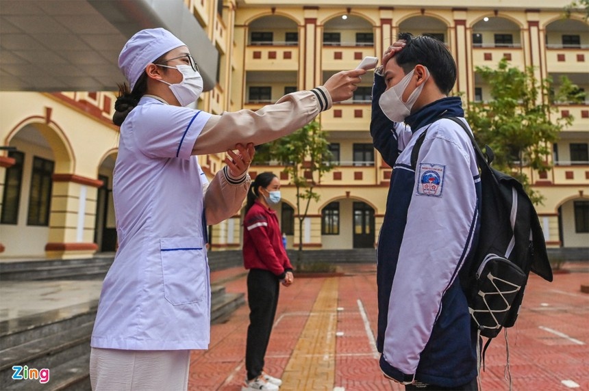 Ha Noi cho tre di hoc lai anh 1