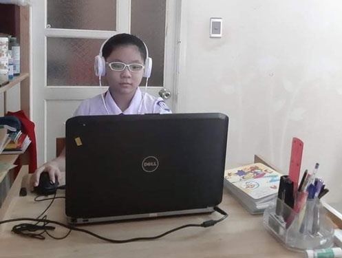 Met moi kiem tra giua hoc ky hinh anh