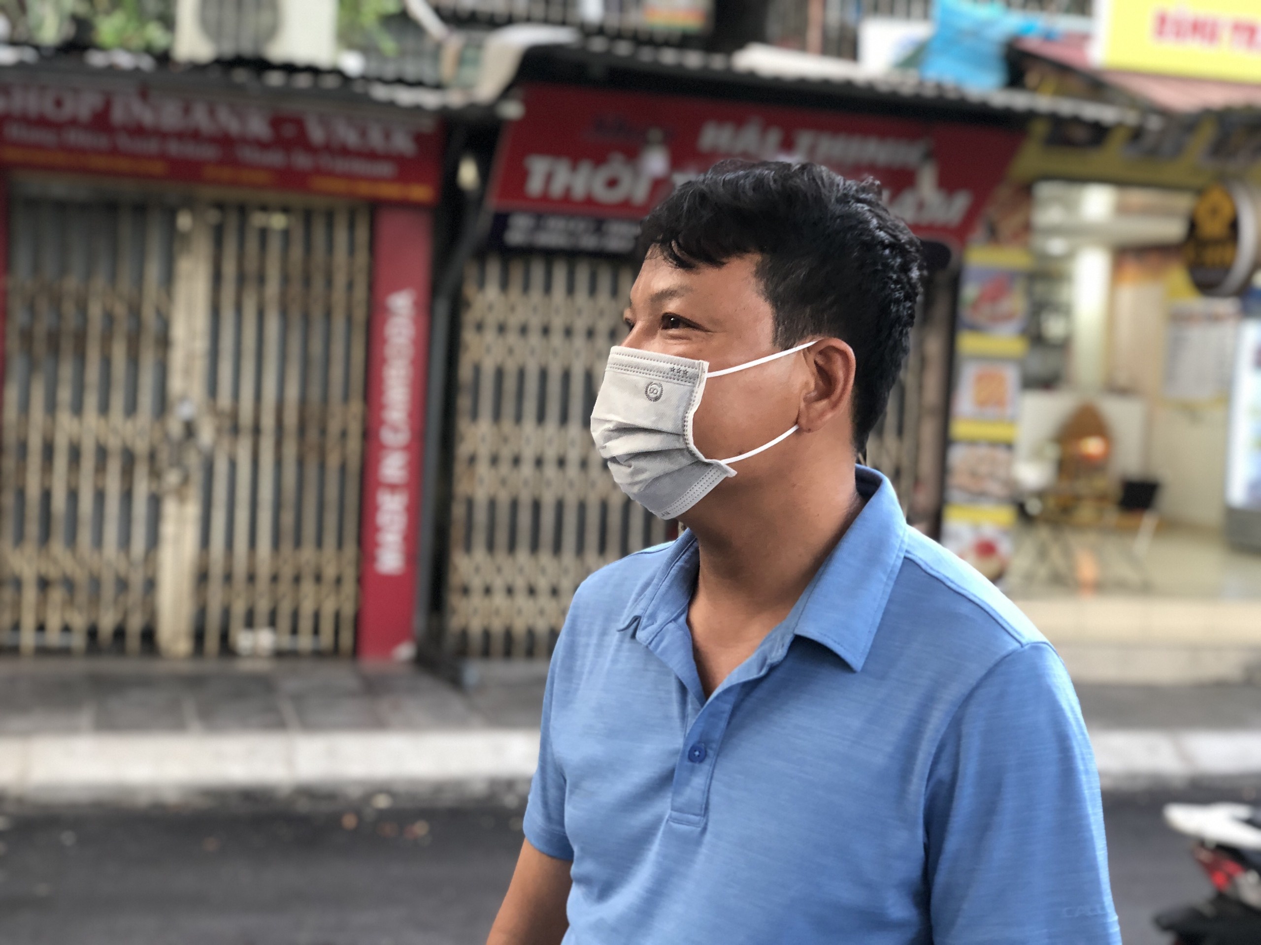 Thi sinh ca nuoc lam bai thi mon ngu van anh 4