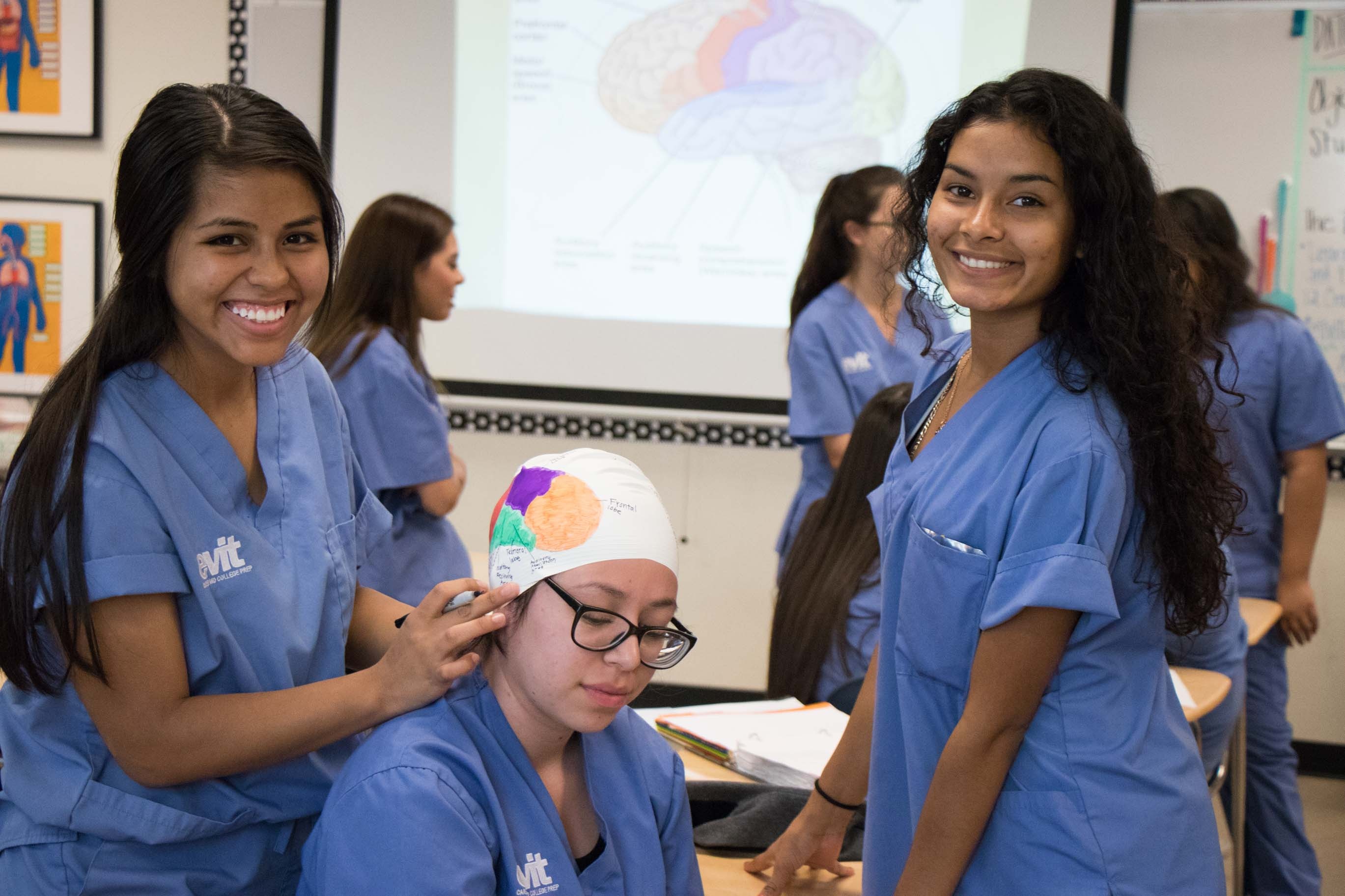 nganh hoc mang lai cong viec luong cao anh 7