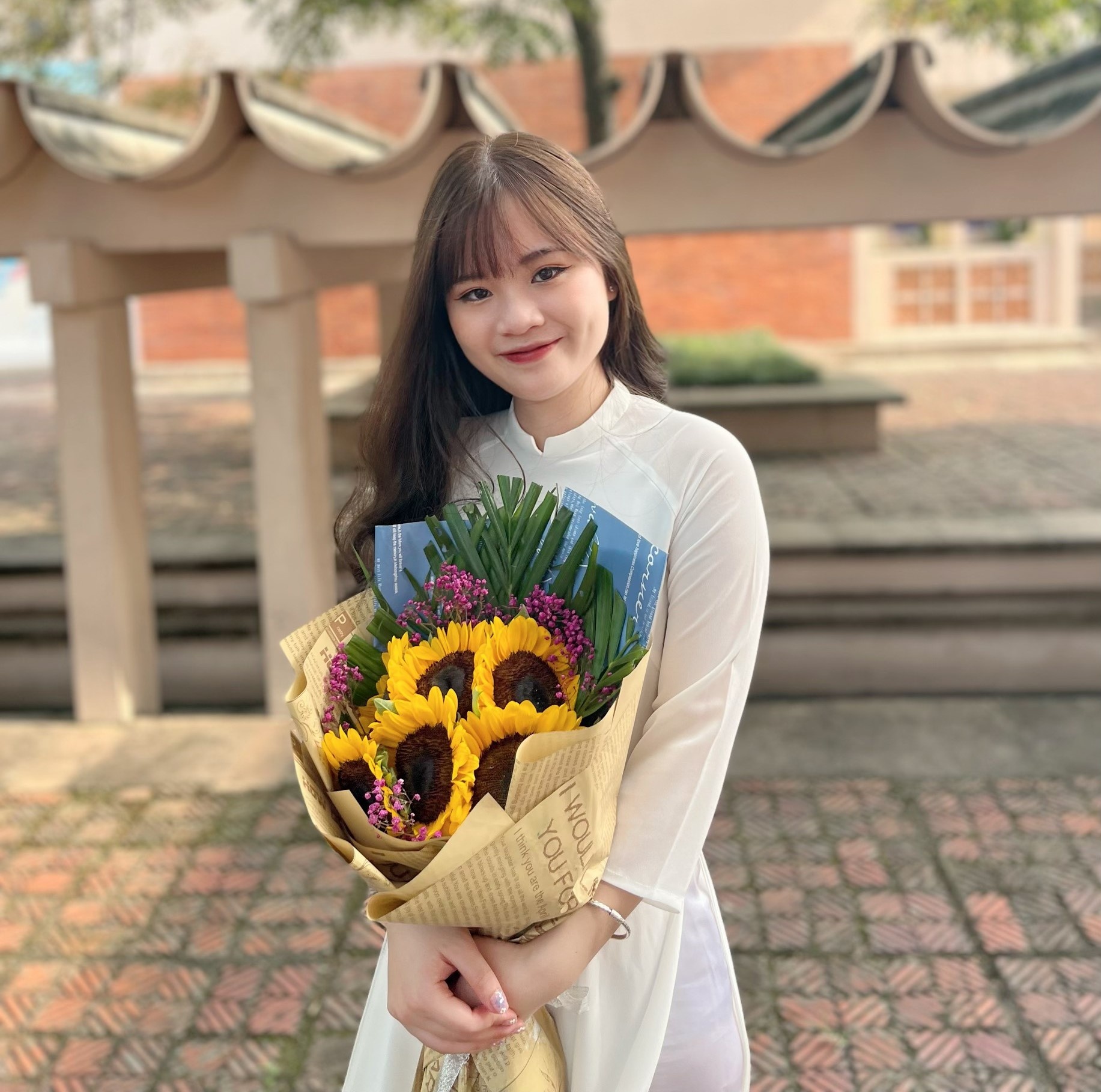 thu khoa dau ra DH Kinh te anh 1