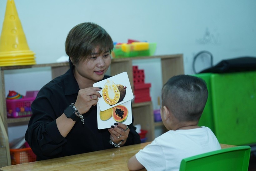 Thoi diem thich hop de cho tre tu ky den truong hinh anh