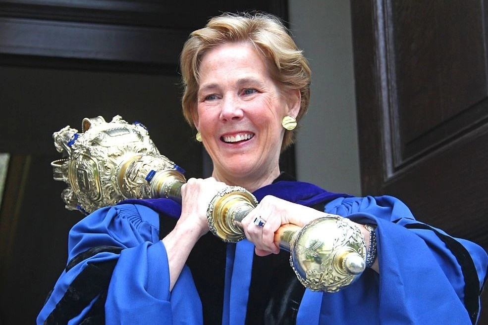 DH Kinh te can giai thich ro y nghia quyen truong hieu truong cam hinh anh