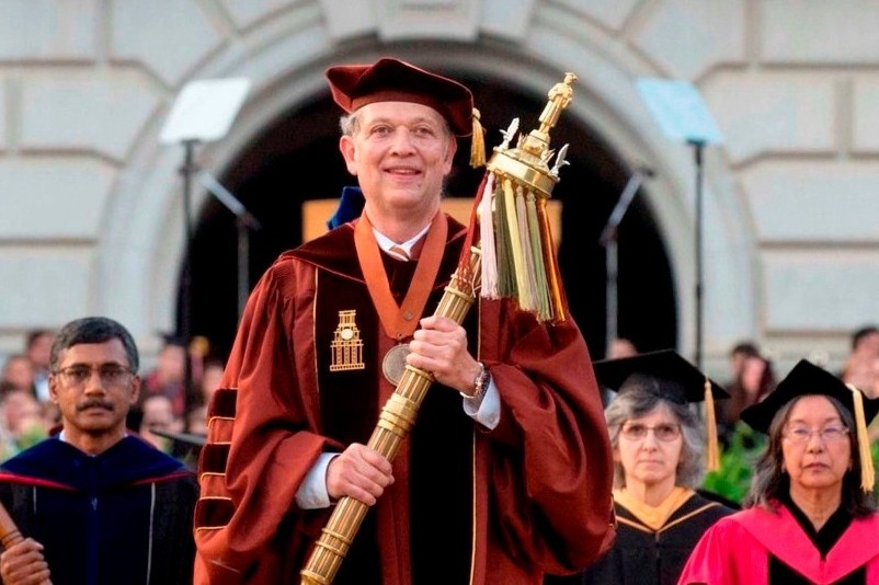 Y nghia cua quyen truong va vong co hieu truong mang tai le trao bang hinh anh