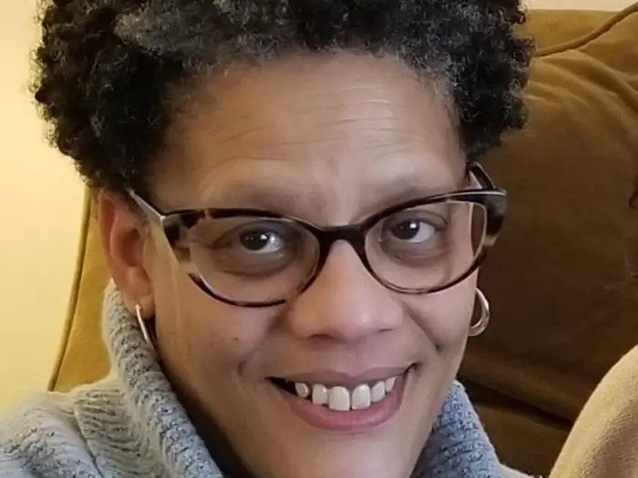 Co giao My ganh no sinh vien hon 40 nam, so den chet van khong tra het hinh anh