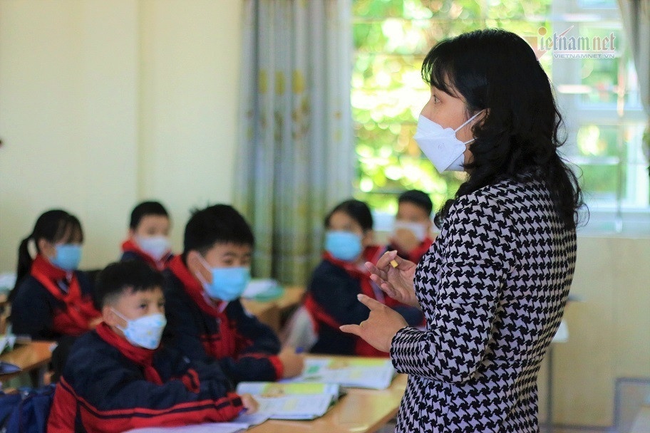 giao vien nghi viec anh 1