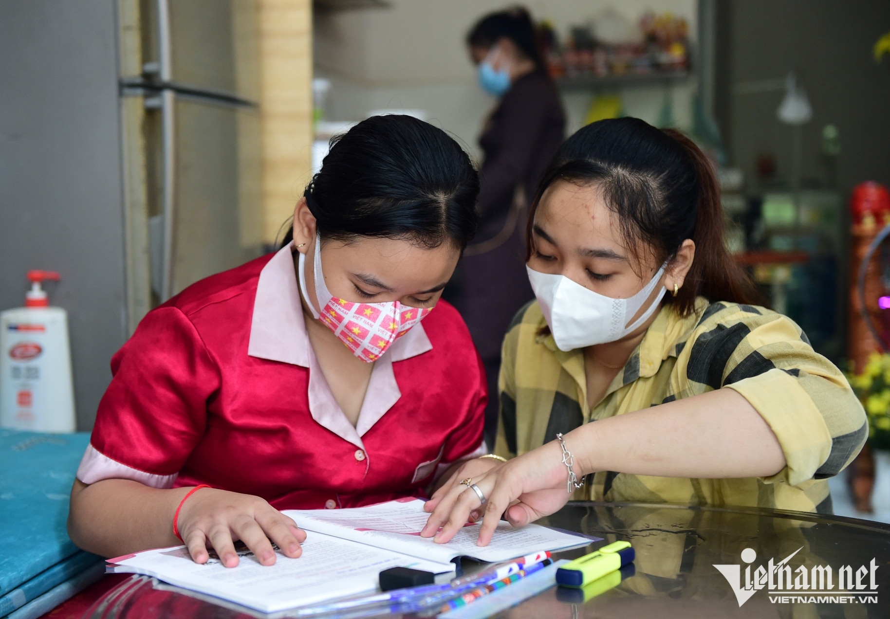 tre mo coi do Covid-19 anh 1