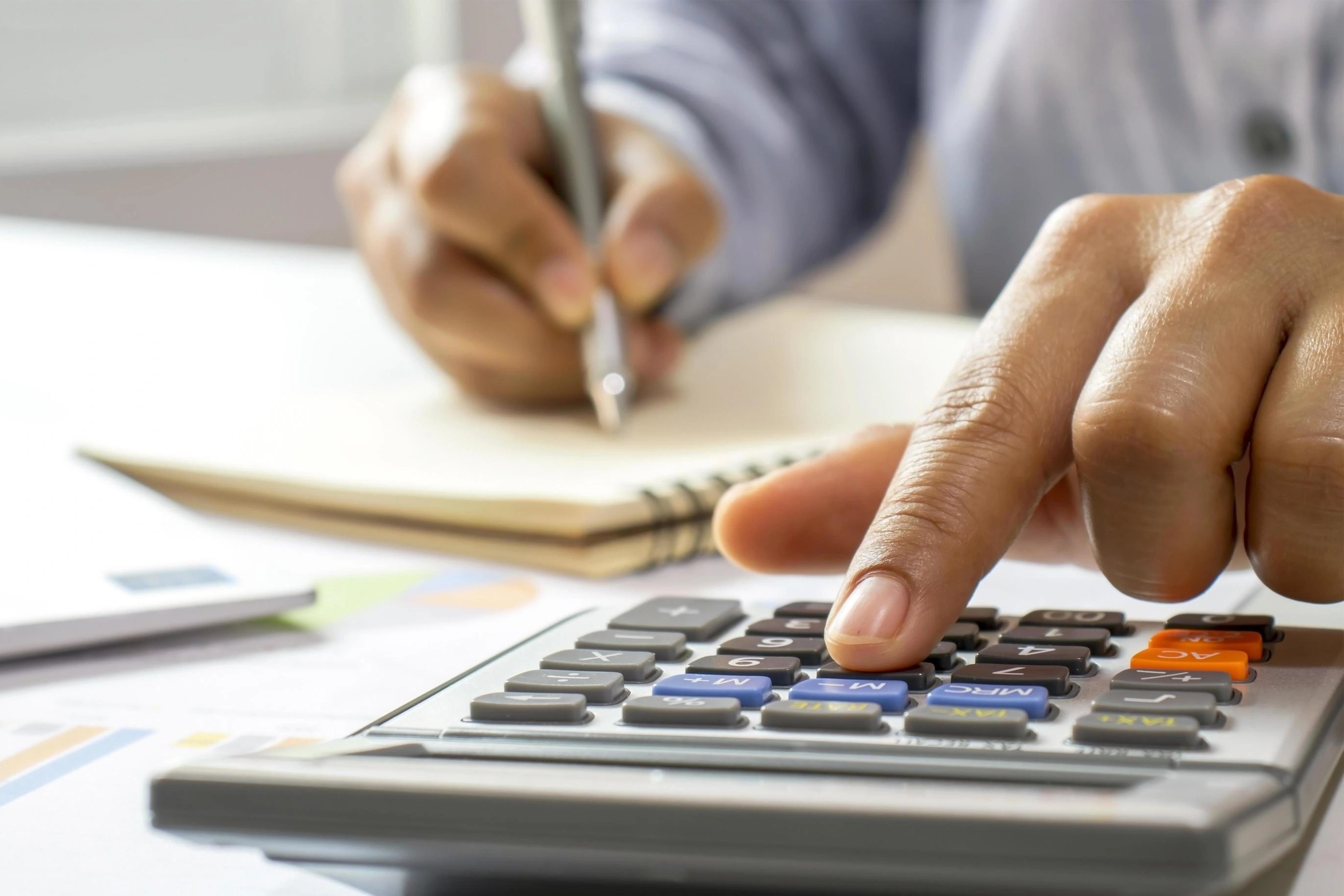 Con hoc truong dan lap, phu huynh uoc tinh dong them 10 trieu dong/nam hinh anh