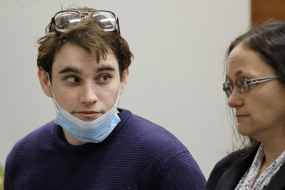 Xa sung truong hoc vao ngay 14/2 de pha huy Valentine hinh anh