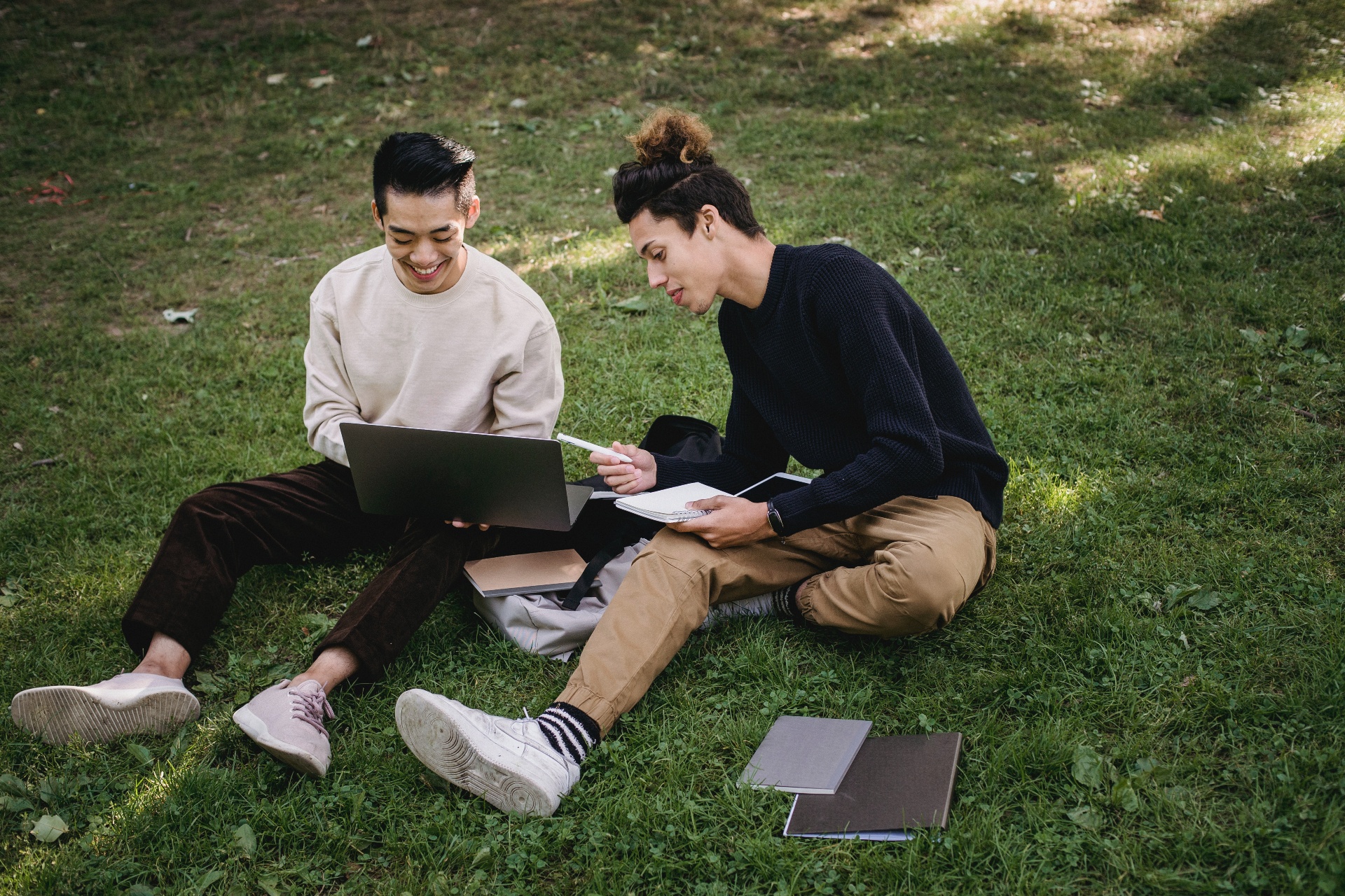 Nganh nghe khien sinh vien hoi han nhat sau khi ra truong hinh anh