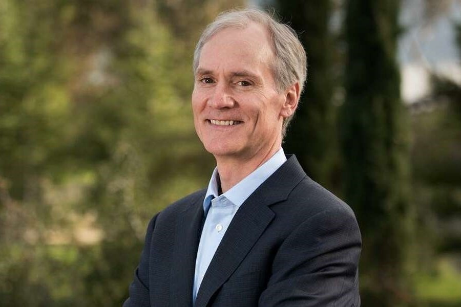 Chu tich Dai hoc Stanford bi dieu tra hinh anh