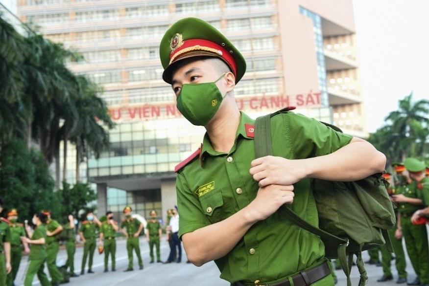 Hoc truong cong an, quan doi co co hoi du hoc nuoc ngoai khong? hinh anh