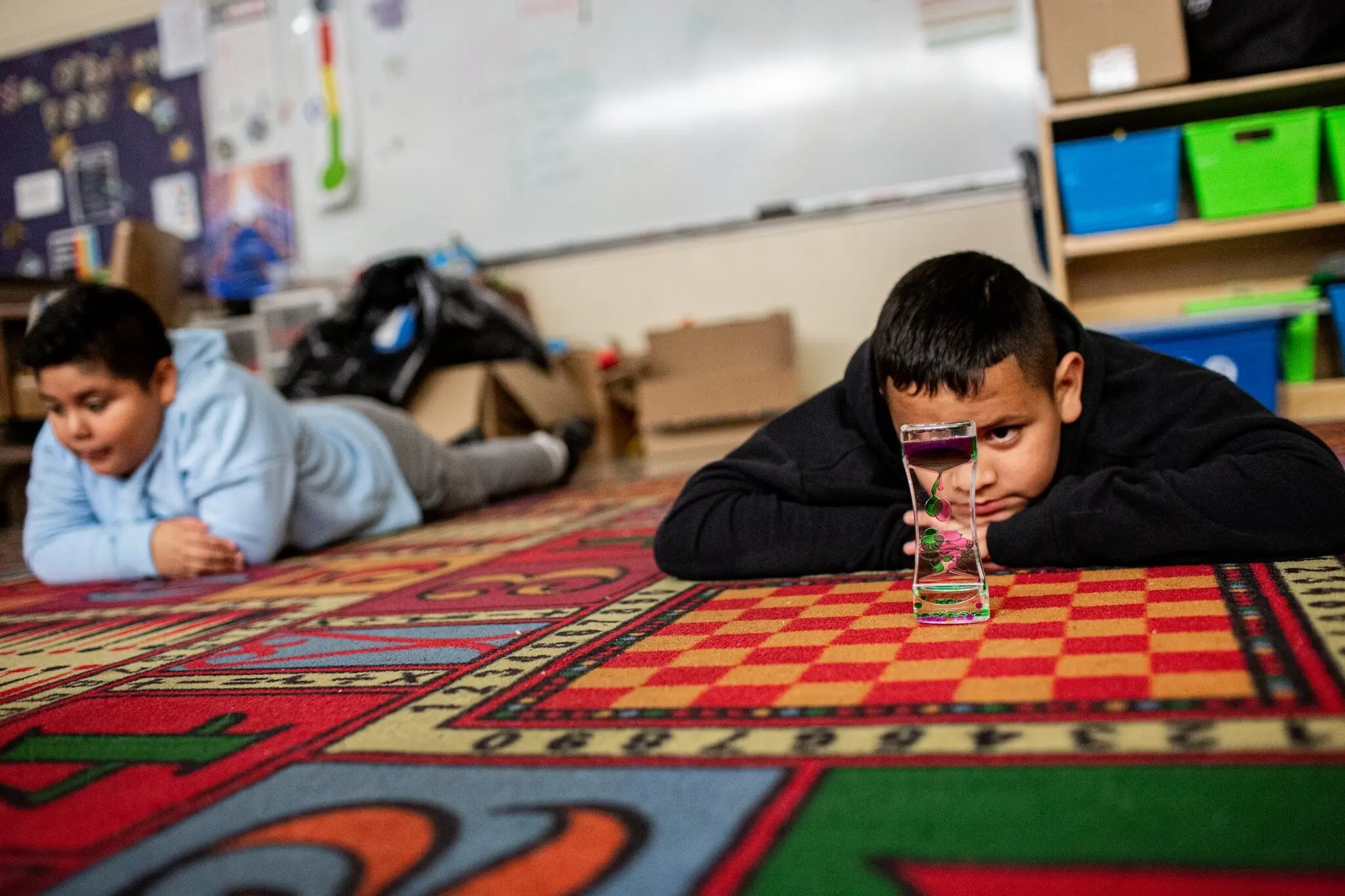 hoc sinh sau dai dich anh 3