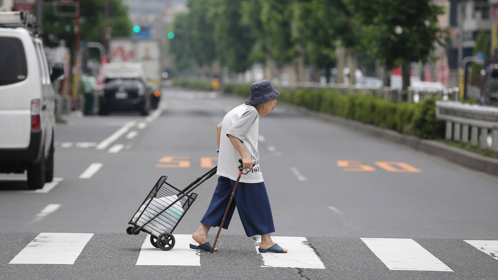 Nhieu nguoi Nhat khong muon song den 100 tuoi hinh anh