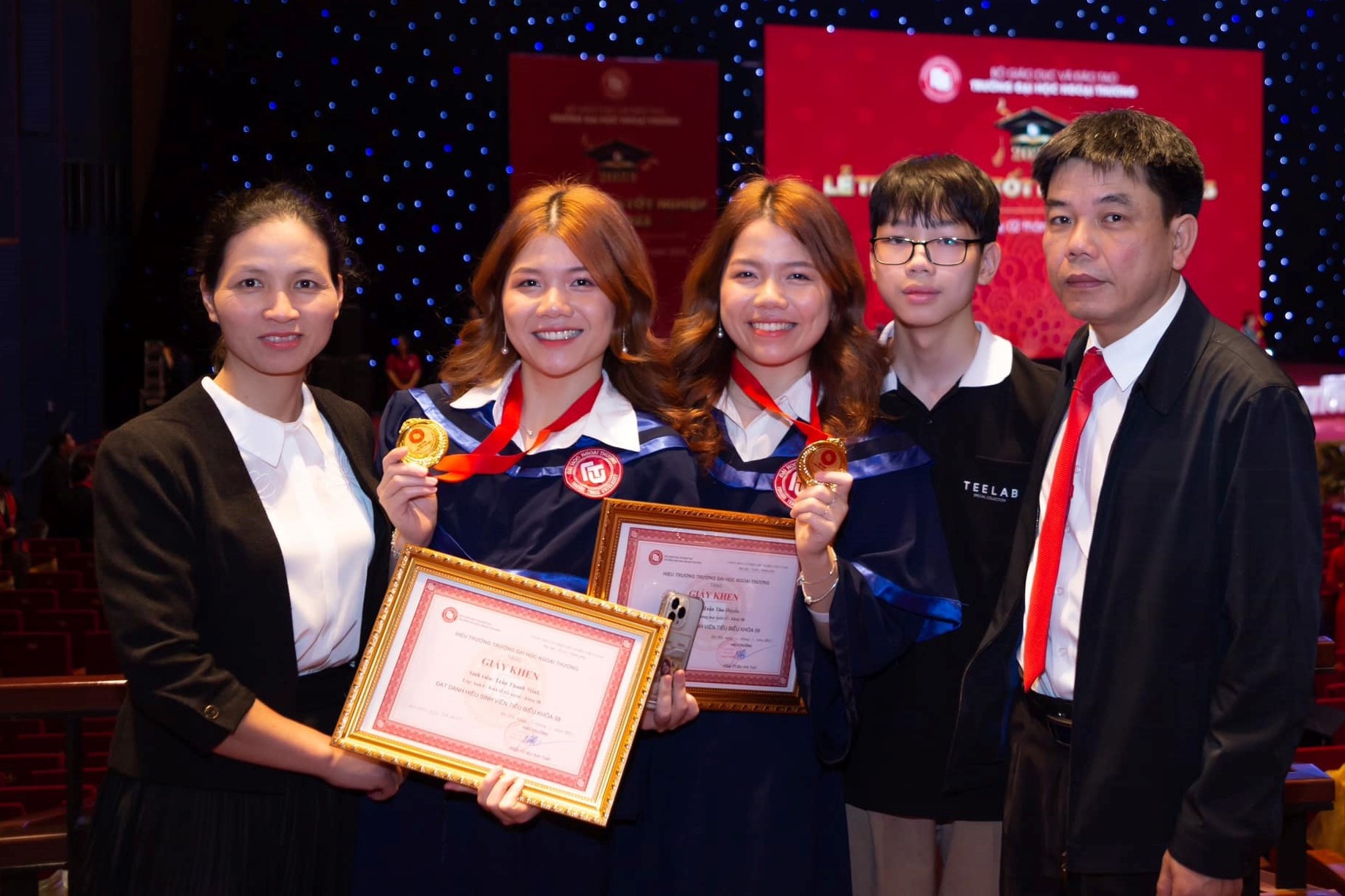 DH Ngoai thuong anh 2