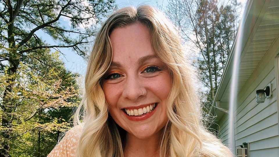 hoc sinh ban co giao anh 1