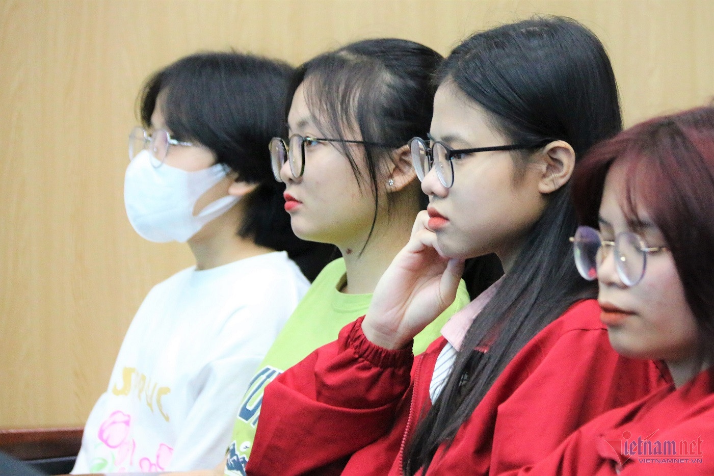 Sinh vien ban 'tra chanh chem gio', ngai nghien cuu khoa hoc hinh anh