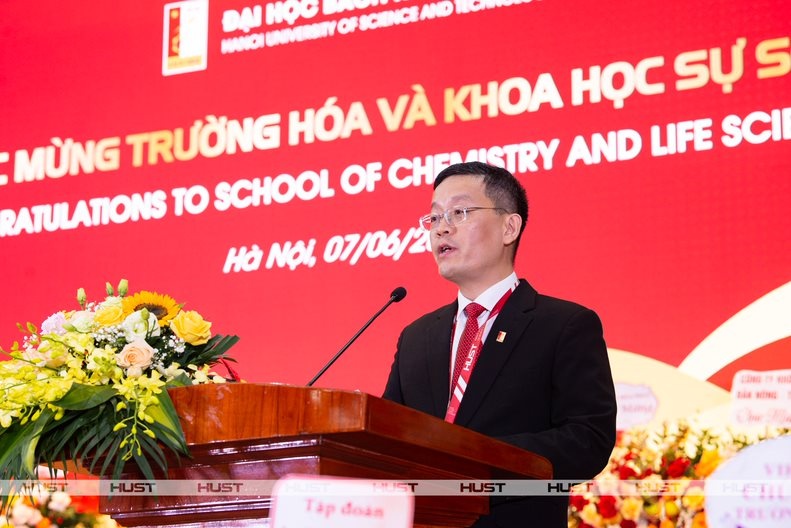 DH Bach khoa Ha Noi anh 1