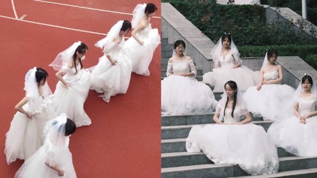 Sinh vien Trung Quoc mac vay cuoi chup anh tot nghiep dai hoc hinh anh