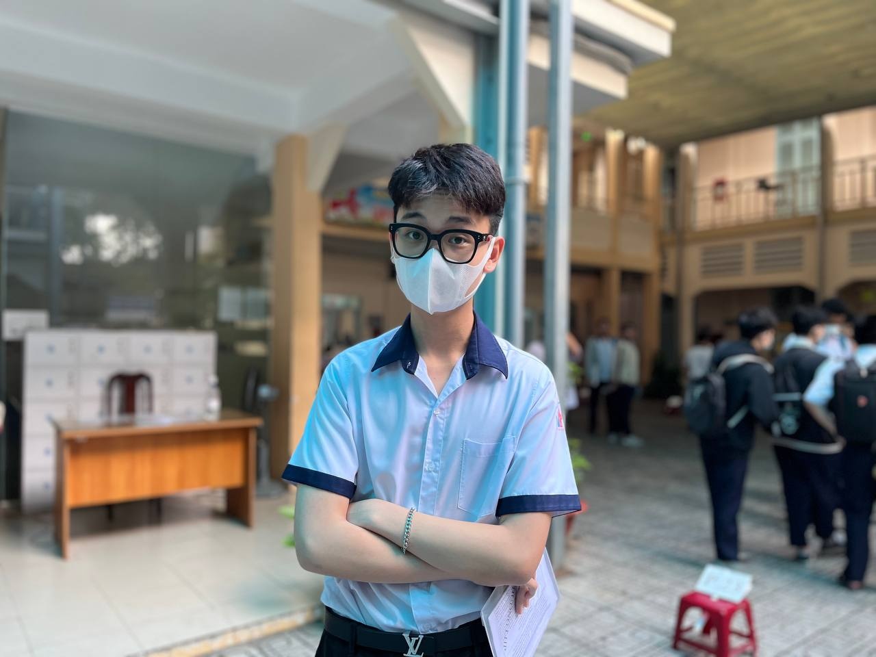 thi lop 10 cong lap anh 1