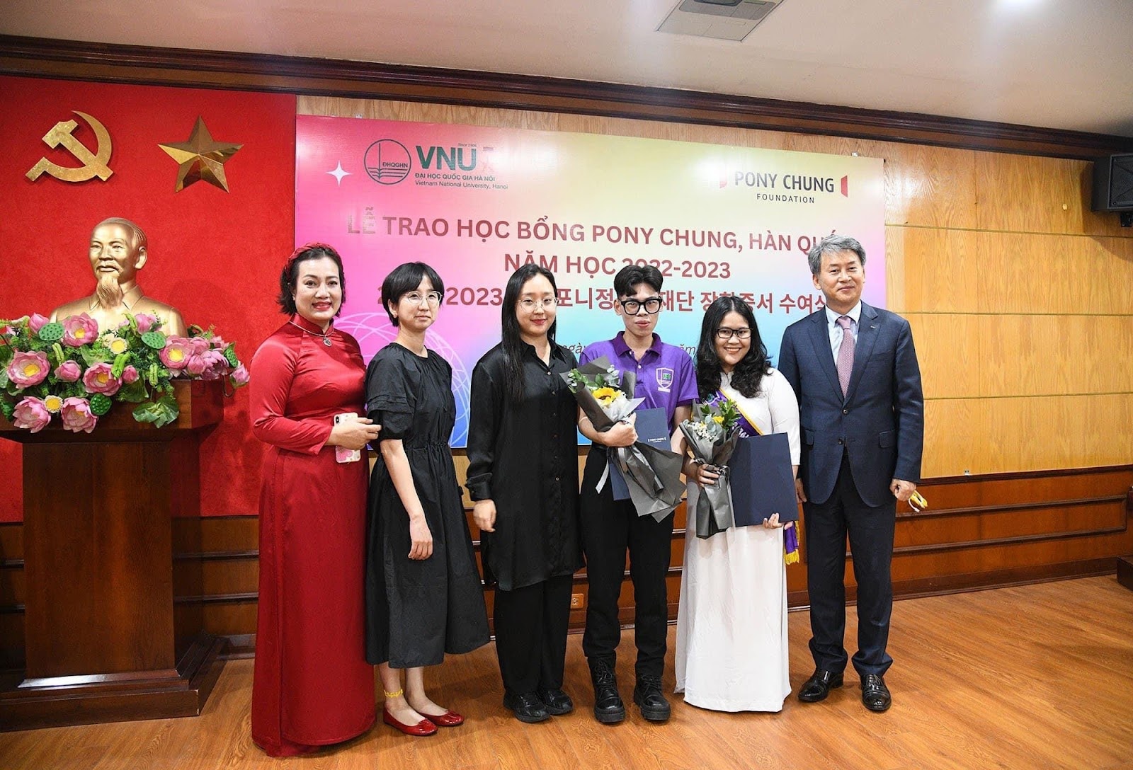 on thi mon van anh 1