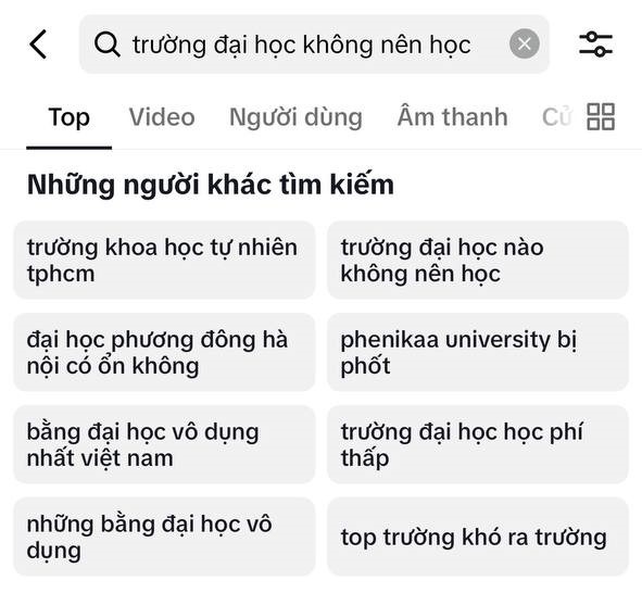 review truong dai hoc anh 4