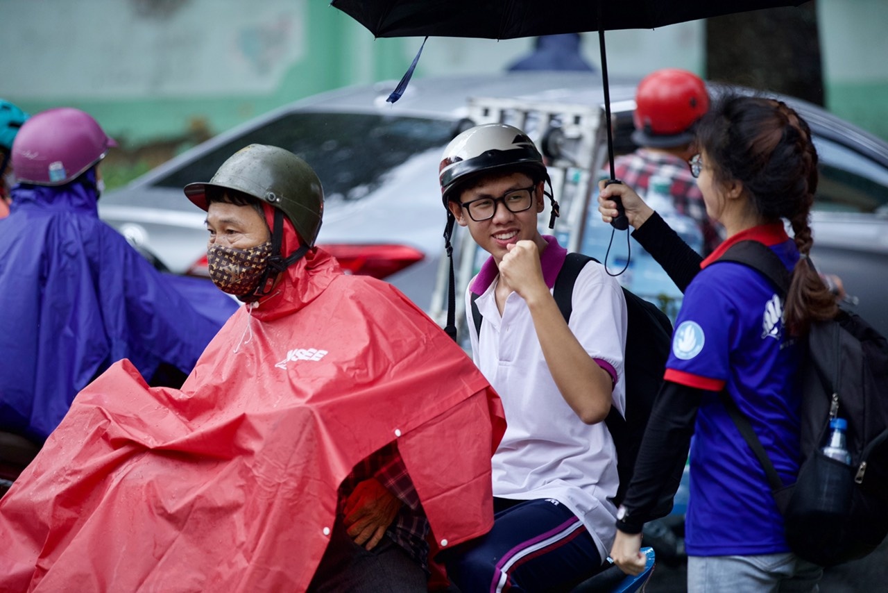 thi tot nghiep THPT 2023 anh 12