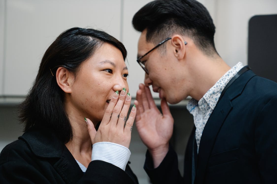Loi noi doi tiet lo dieu gi ve con nguoi ban hinh anh