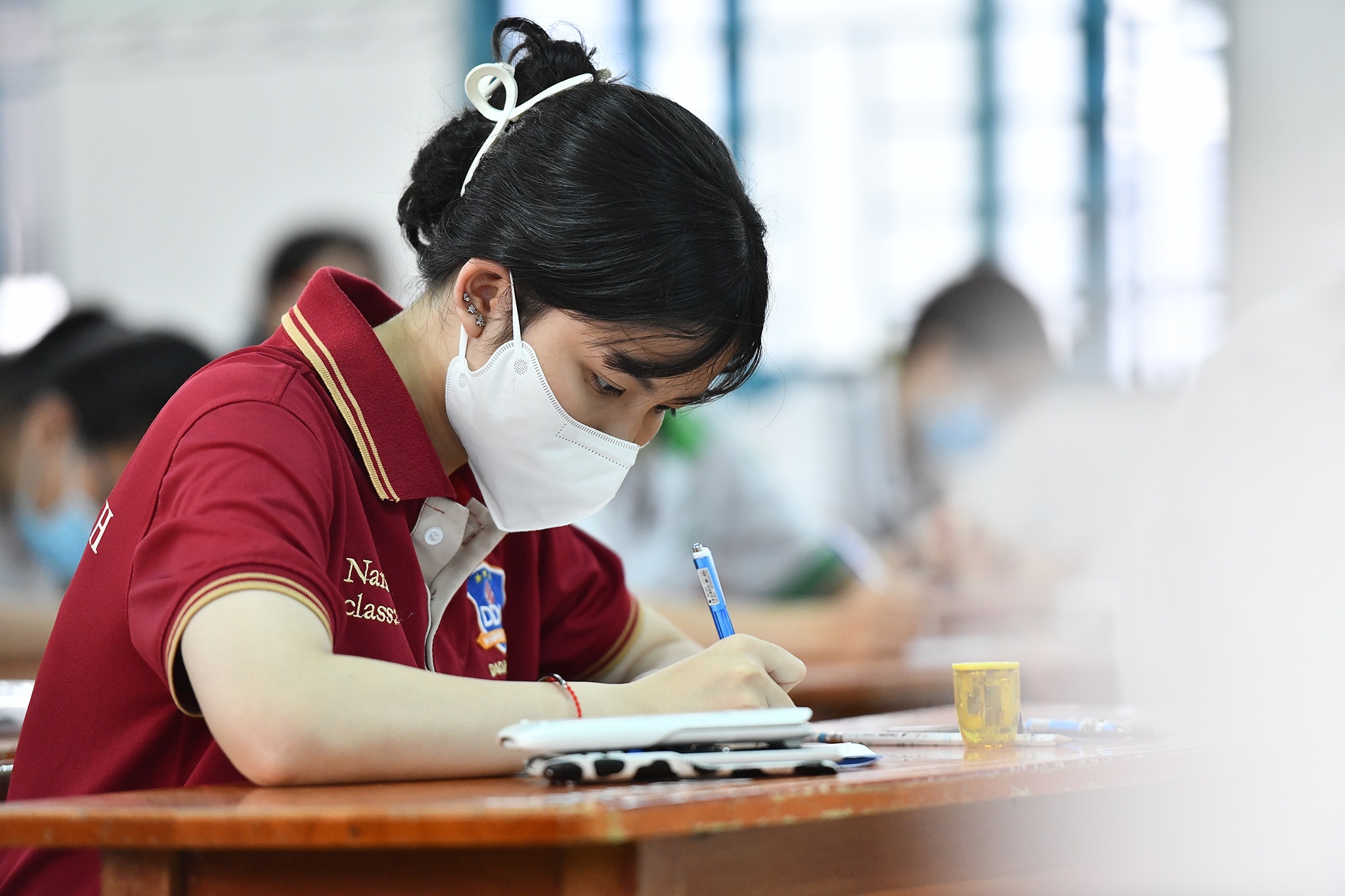 thi tot nghiep 2024 anh 2