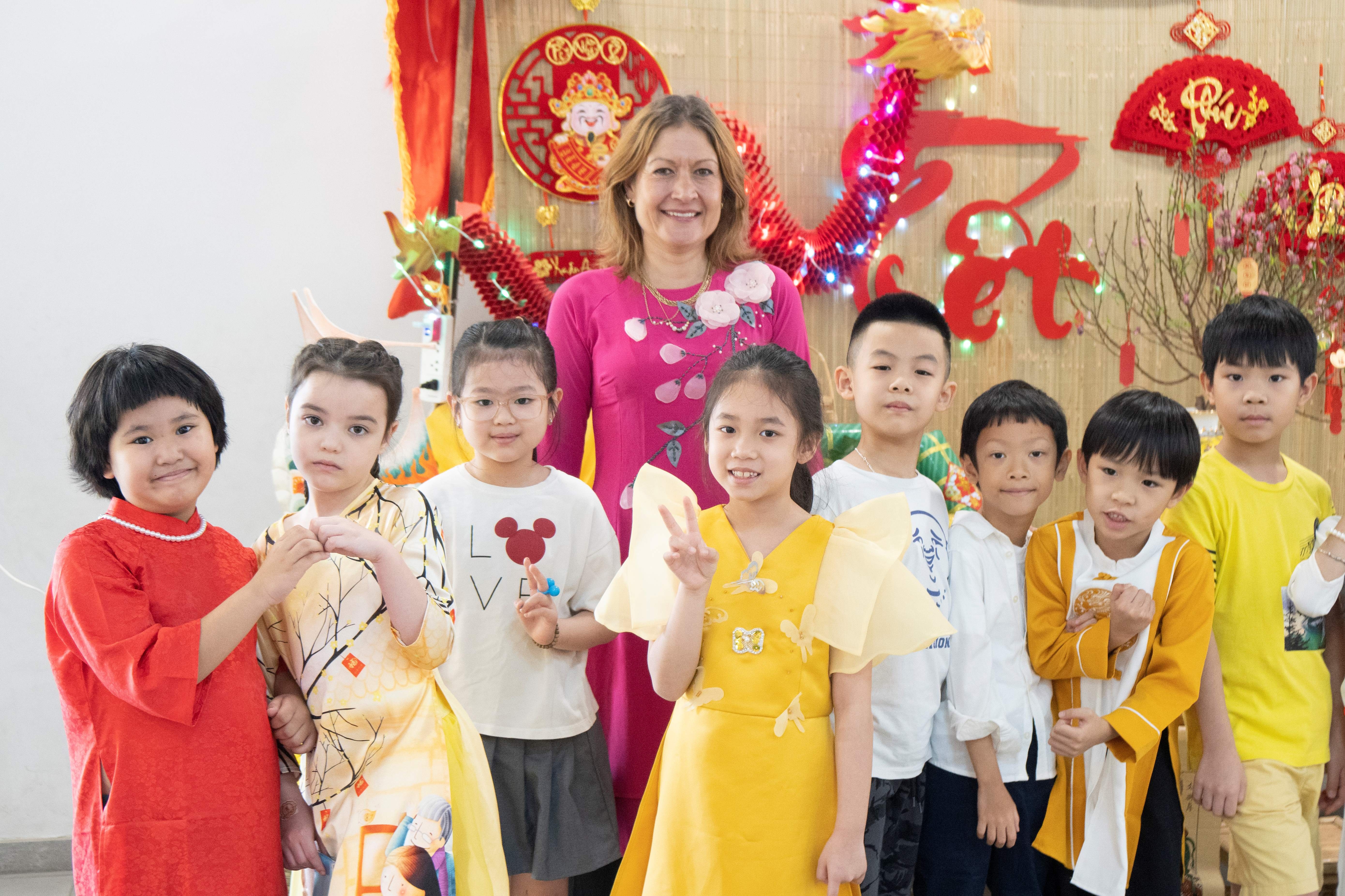 nguoi nuoc ngoai don Tet anh 1