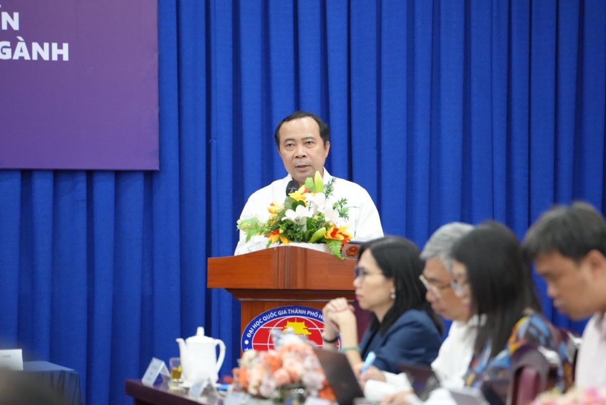 VNU tuyen dung anh 1