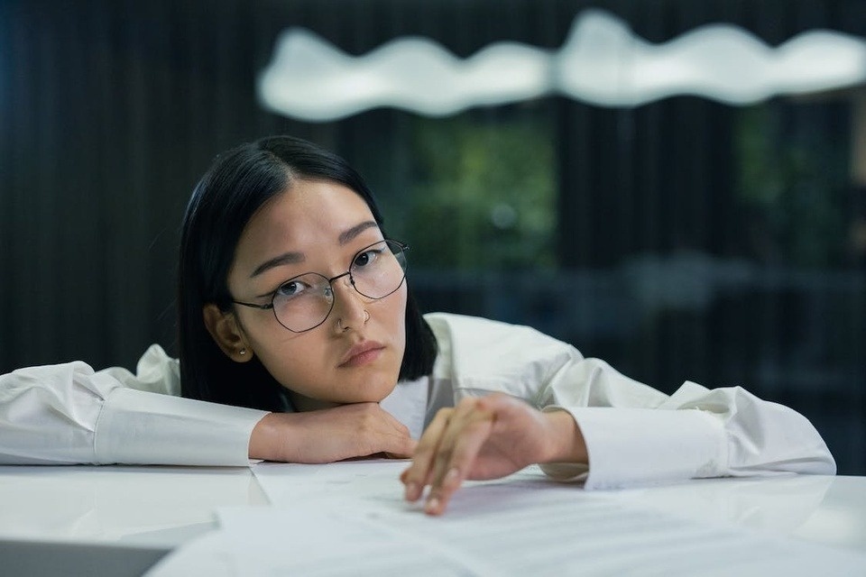 Overthinking khong 'het cuu' nhu chung ta van nghi hinh anh