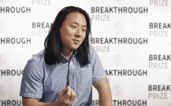 Than dong Trung Quoc khien Dai hoc Harvard pha bo thong le 300 nam hinh anh