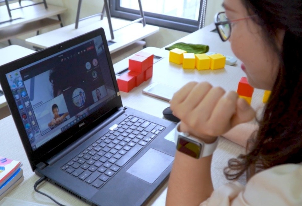 Thoi cua nhung giao vien len lop sau gio hanh chinh hinh anh