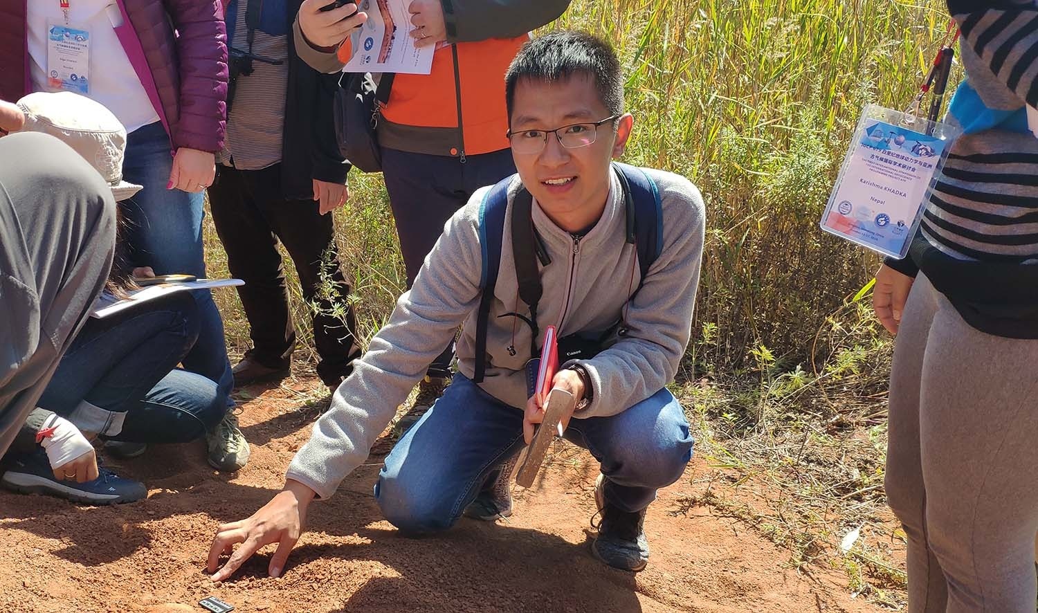 hoa thach trung khung long anh 1