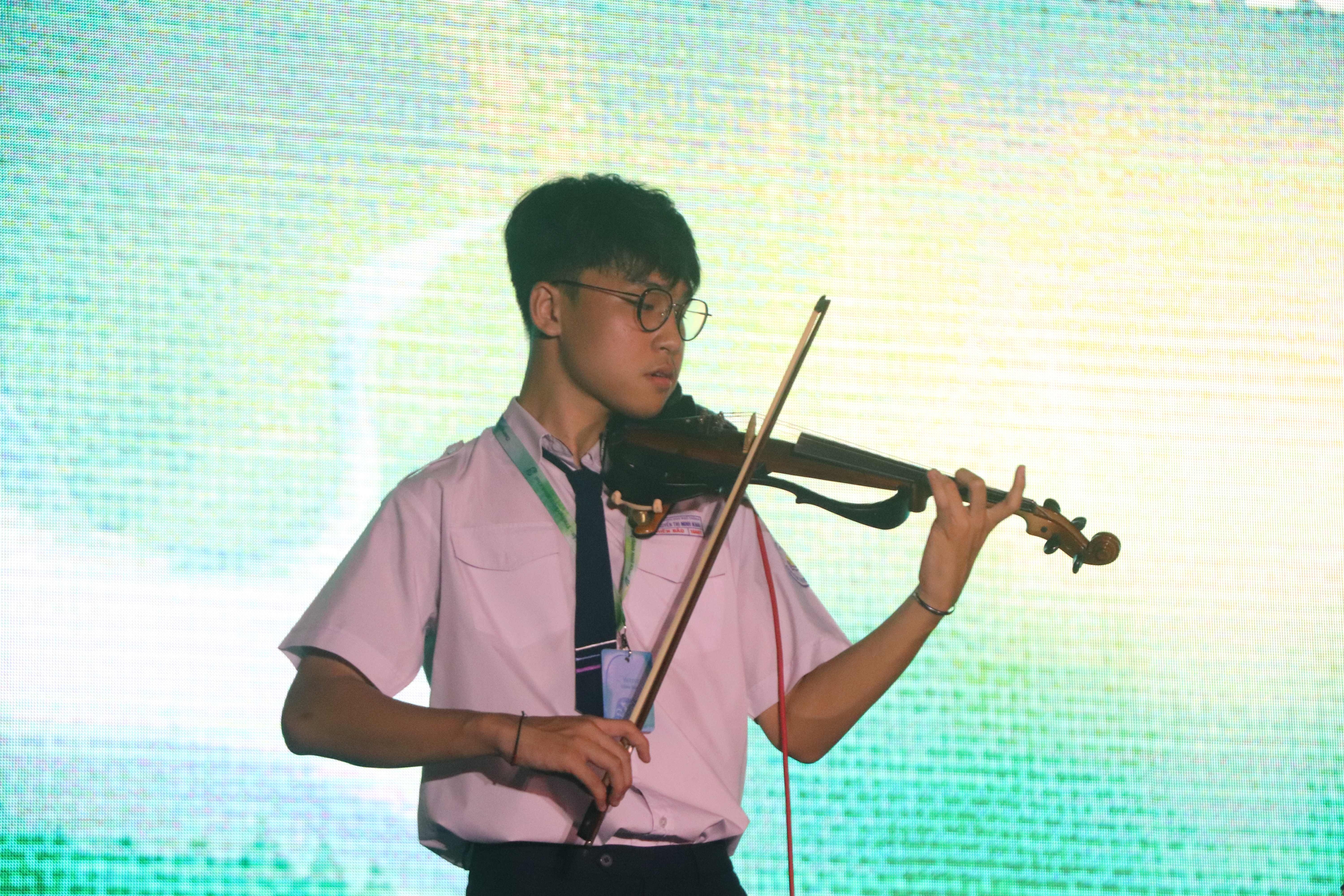 thpt nguyễn thị minh khai ảnh 4 thpt nguyen thi minh khai anh 4