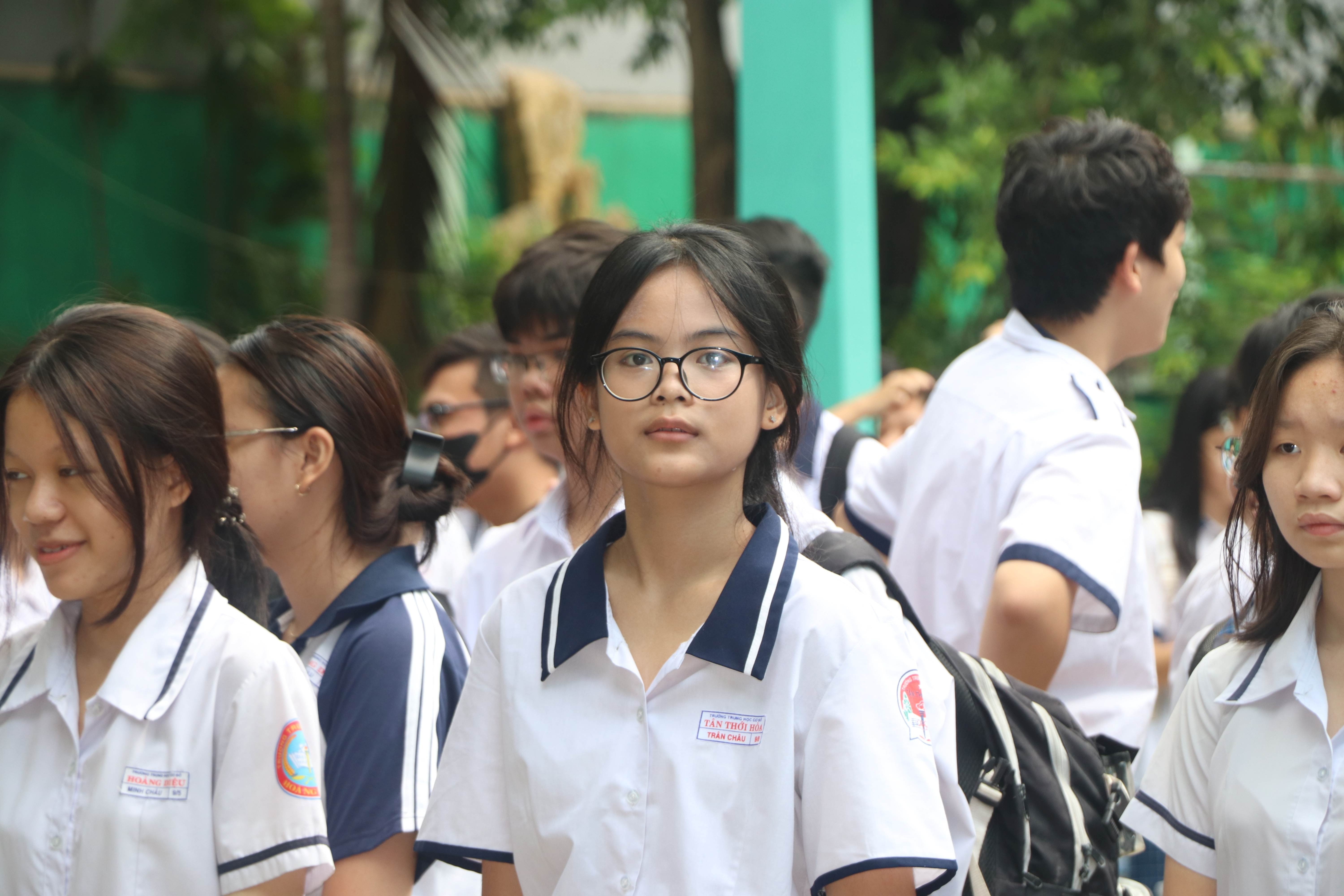 thi lop 10 TP.HCM anh 2