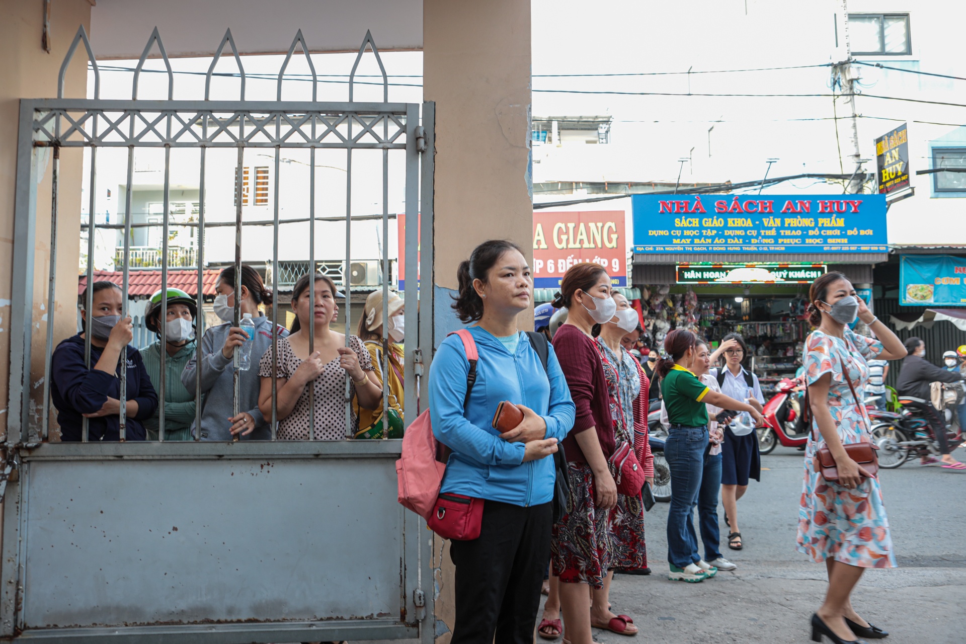 thi lớp 10 tp.hcm ảnh 7 thi lop 10 tp.hcm anh 7