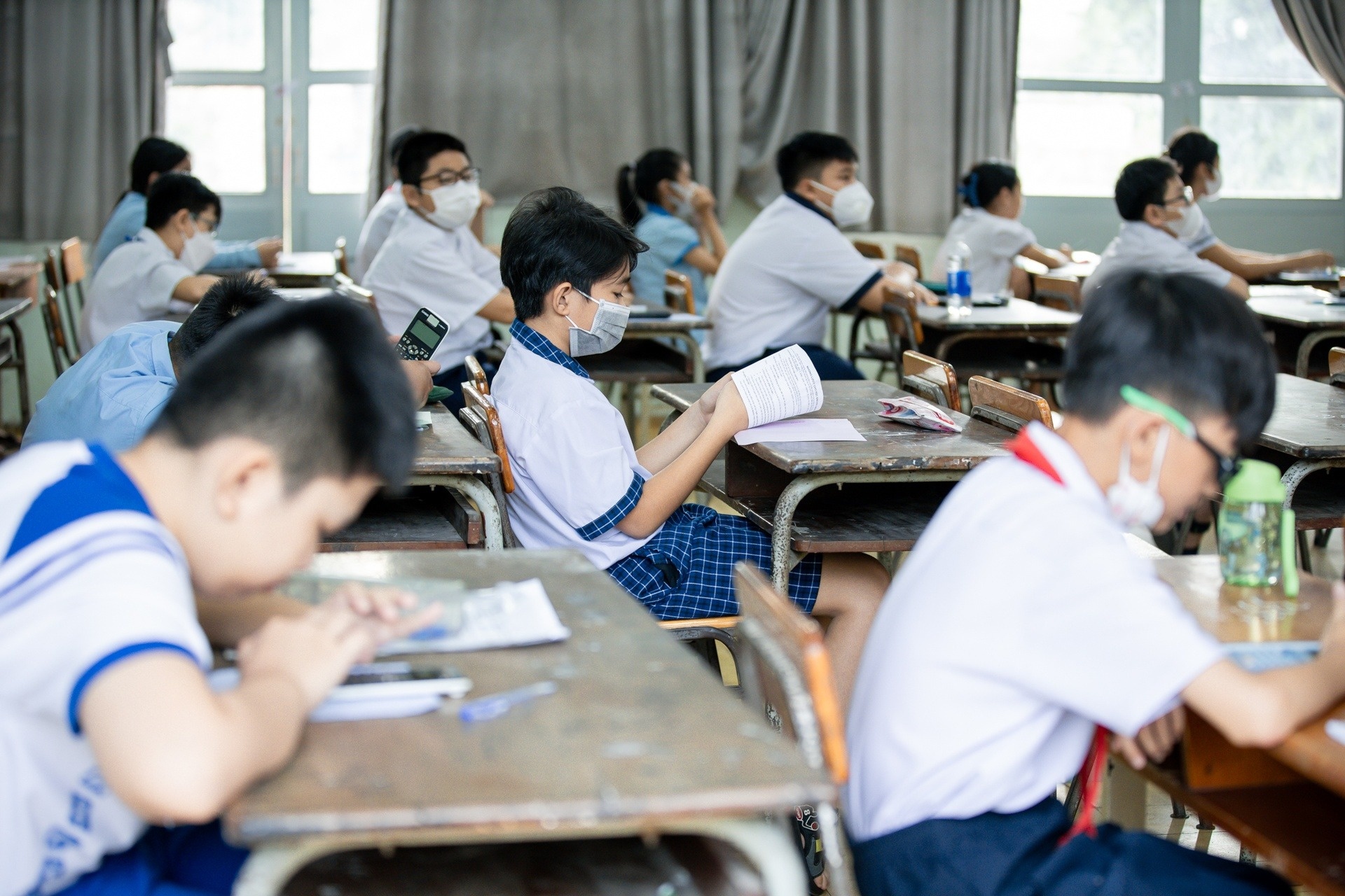 1 choi 12 vao lop 6 truong Tran Dai Nghia hinh anh