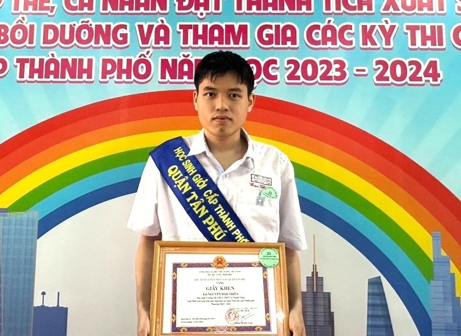 thu khoa khoi A01 anh 1