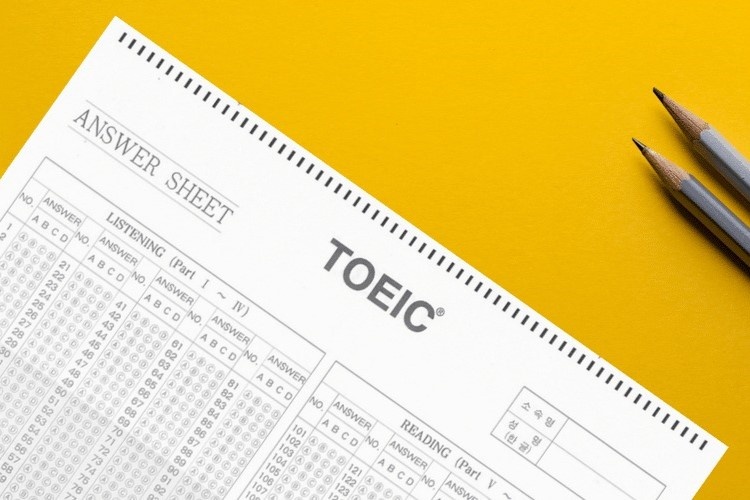 Thay giao Han di tu 3 nam vi ban dap an de thi TOEIC hinh anh