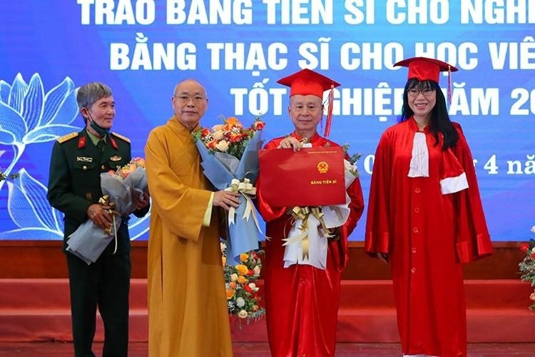 thuong toa thich chan quang anh 2