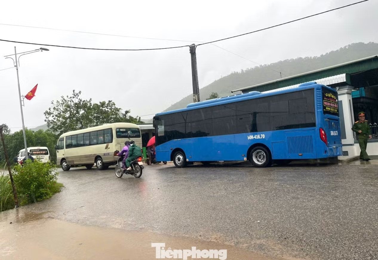 học sinh ảnh 3